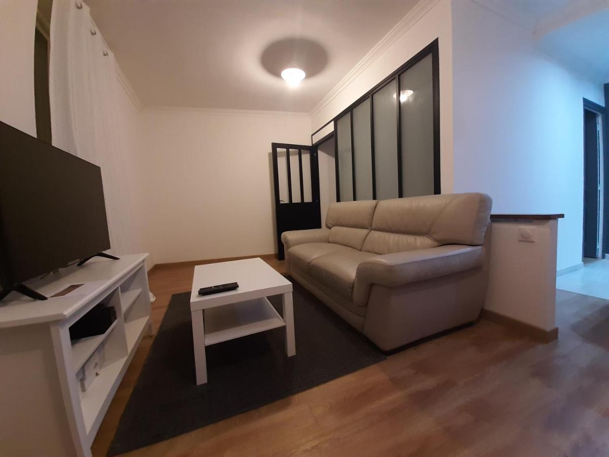 Appartement 2 Pieces, Proche Rer, Bus Et Chateau Rambouillet Exteriör bild